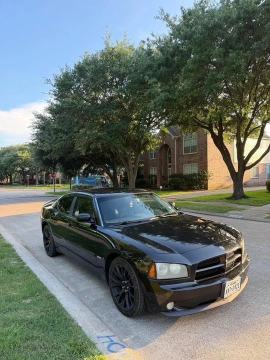 2009 Dodge Charger 6th Gen - Image 6 of 10