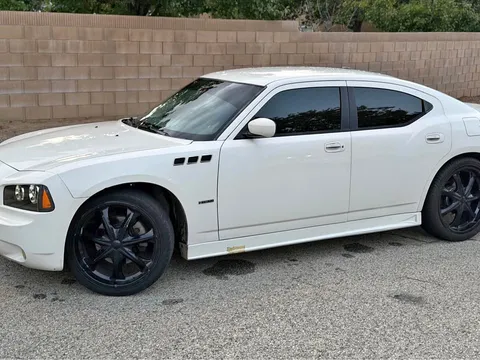 2009 Dodge Charger R/T Plus