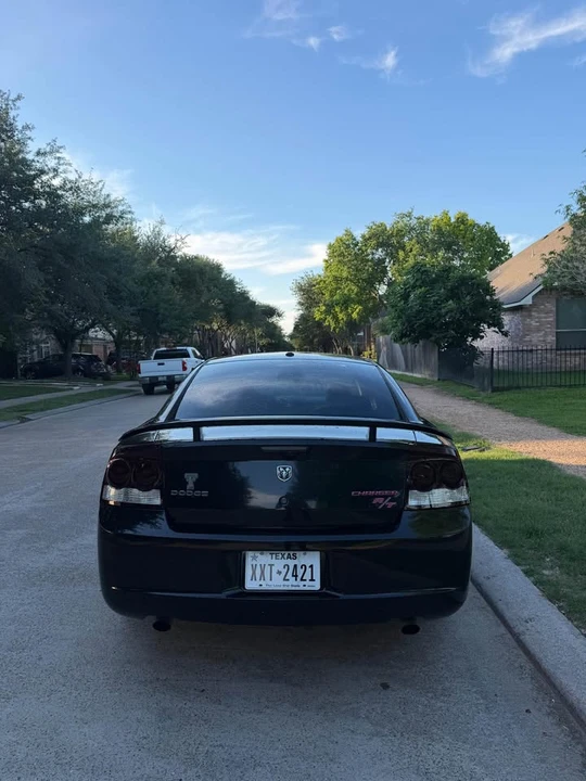 2009 Dodge Charger 6th Gen - Image 5 of 10