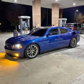 2009 Dodge Charger R/T Road & Track Sedan