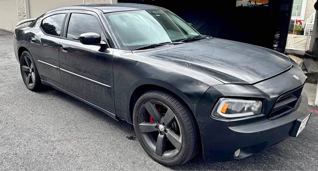2009 Dodge Charger R/T Road & Track Sedan