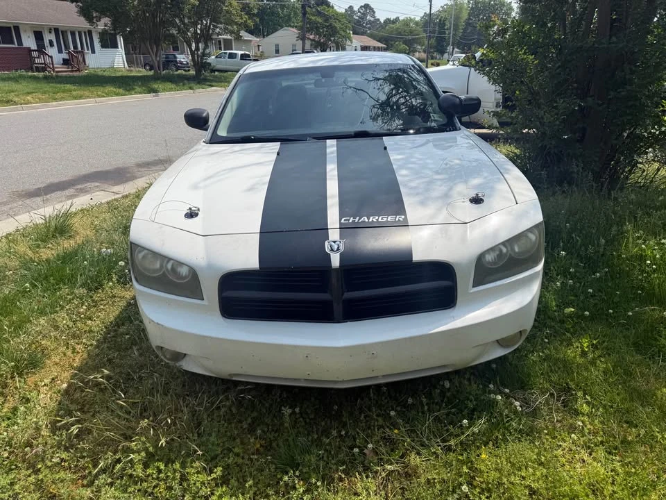 2009 Dodge Charger 6th Gen - Image 6 of 8
