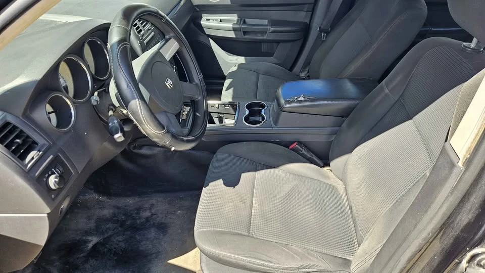 2009 Dodge Charger 6th Gen - Image 4 of 5