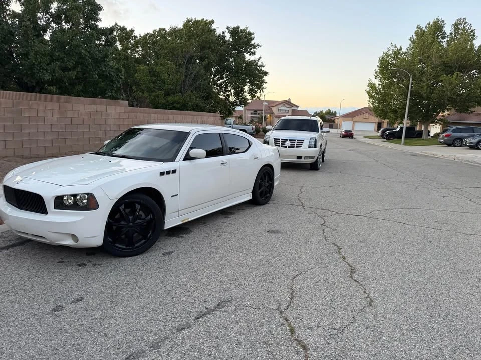 2009 Dodge Charger 6th Gen - Image 2 of 4