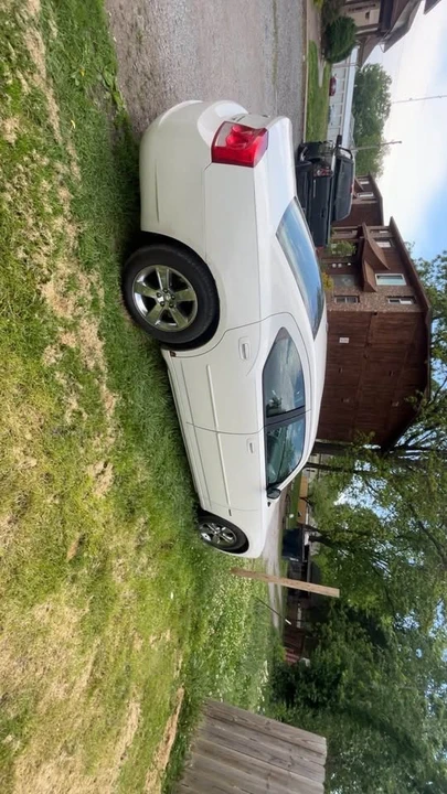 2009 Dodge Charger 6th Gen - Image 3 of 5