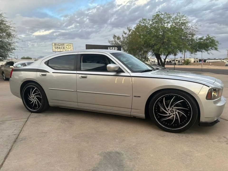 2009 Dodge Charger 6th Gen - Image 6 of 20