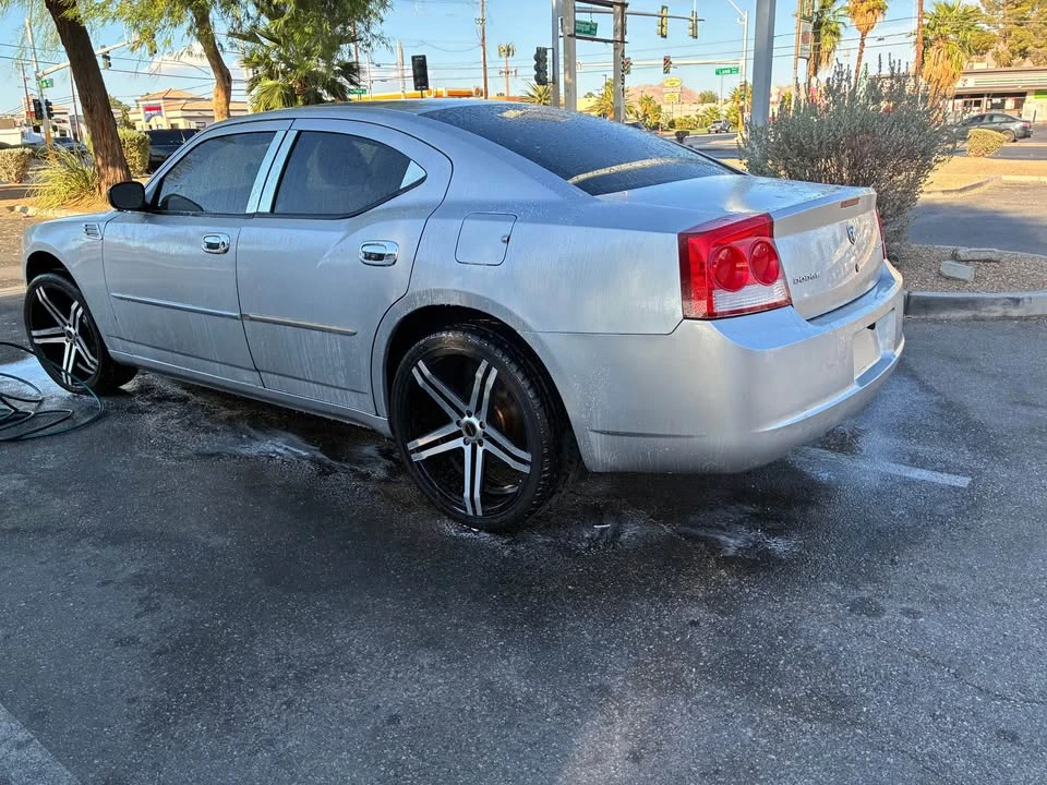 2009 Dodge Charger 6th Gen - Image 9 of 14