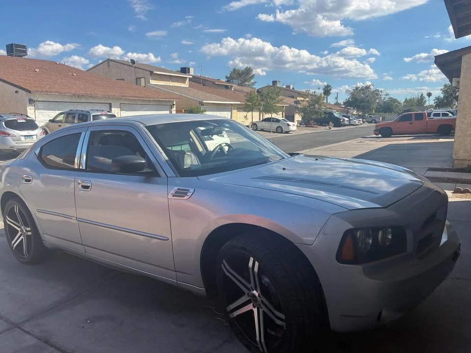 2009 Dodge Charger 6th Gen - Image 4 of 14