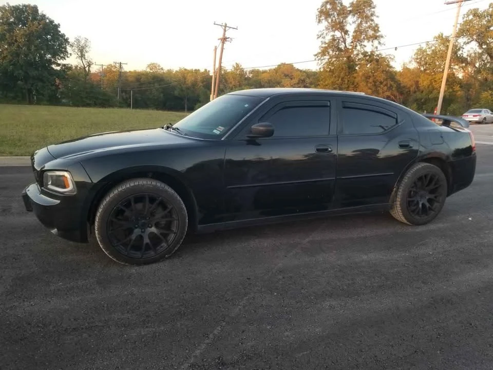 2009 Dodge Charger 6th Gen - Image 4 of 19