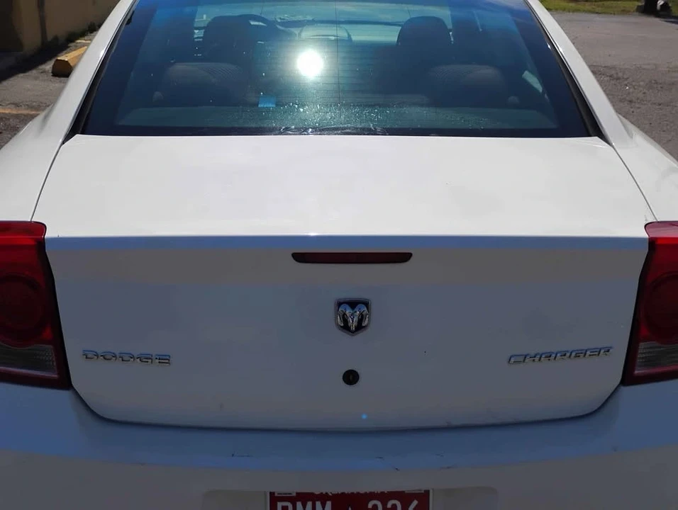 2009 Dodge Charger 6th Gen - Image 9 of 10