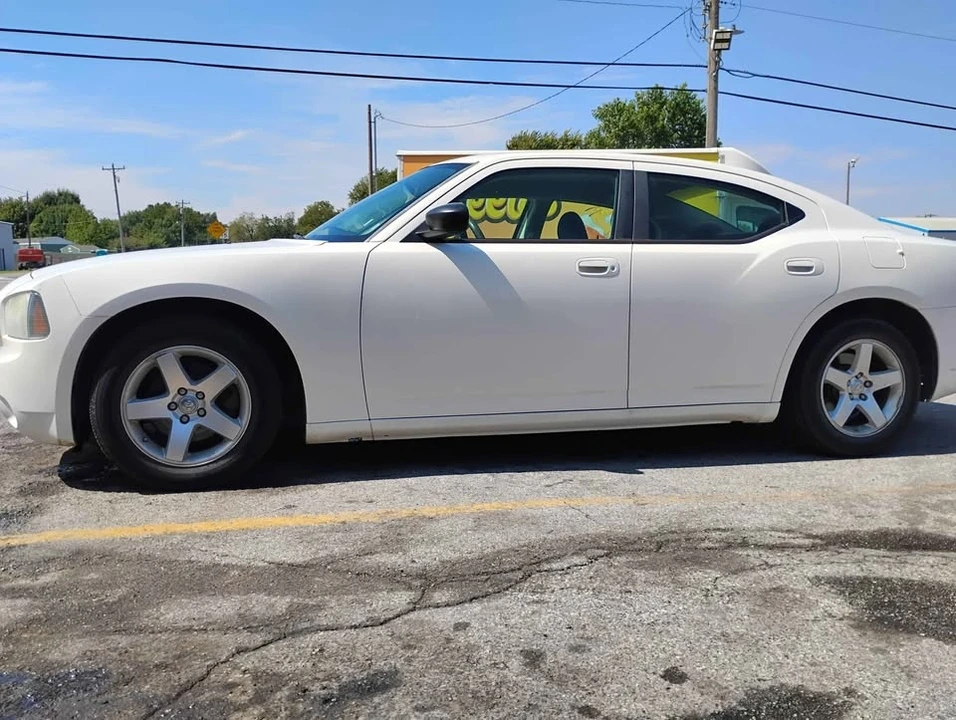 2009 Dodge Charger 6th Gen - Image 8 of 10
