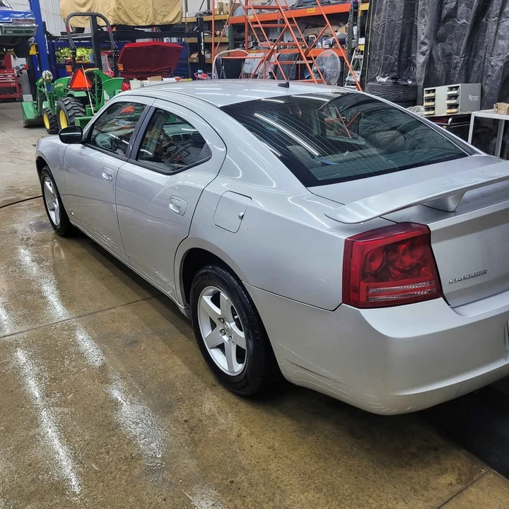 2009 Dodge Charger 6th Gen - Image 4 of 8