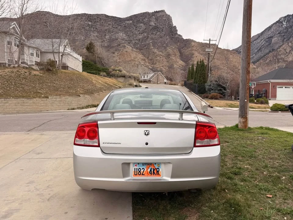 2009 Dodge Charger 6th Gen - Image 4 of 9