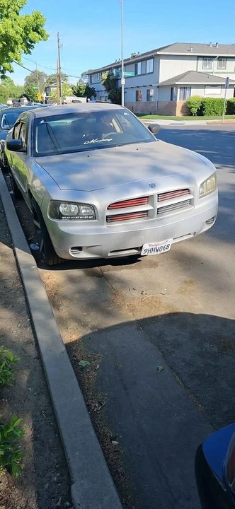 2009 Dodge Charger 6th Gen - Image 4 of 4