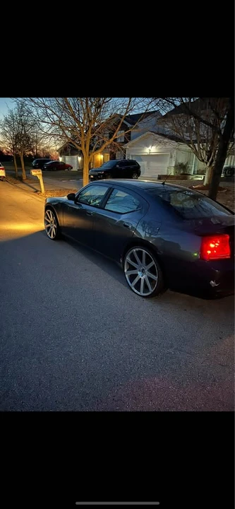 2009 Dodge Charger 6th Gen - Image 2 of 6