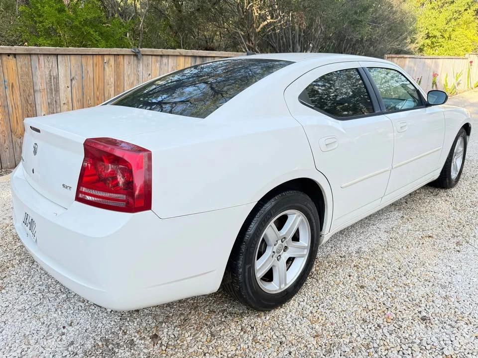 2009 Dodge Charger 6th Gen - Image 5 of 11