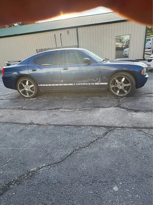 2009 Dodge Charger 6th Gen - Image 10 of 18