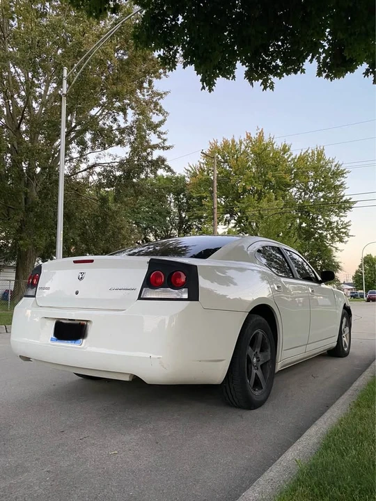 2009 Dodge Charger 6th Gen - Image 2 of 7