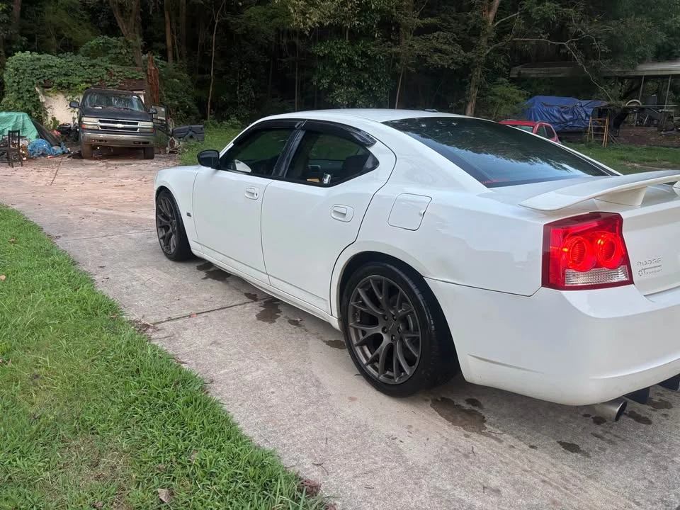 2009 Dodge Charger 6th Gen - Image 7 of 12