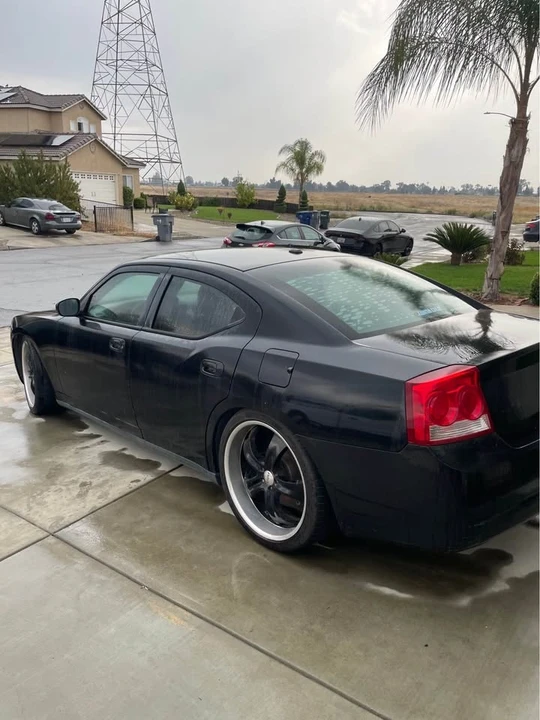 2009 Dodge Charger 6th Gen - Image 3 of 7