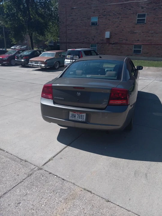 2009 Dodge Charger 6th Gen - Image 6 of 8