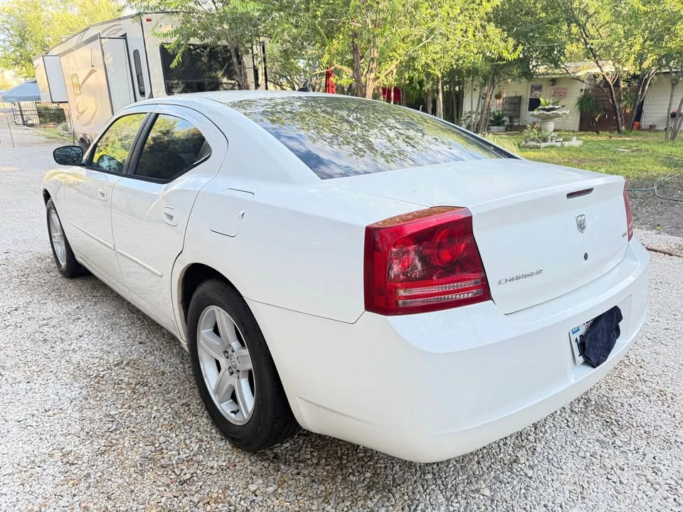 2009 Dodge Charger 6th Gen - Image 7 of 12