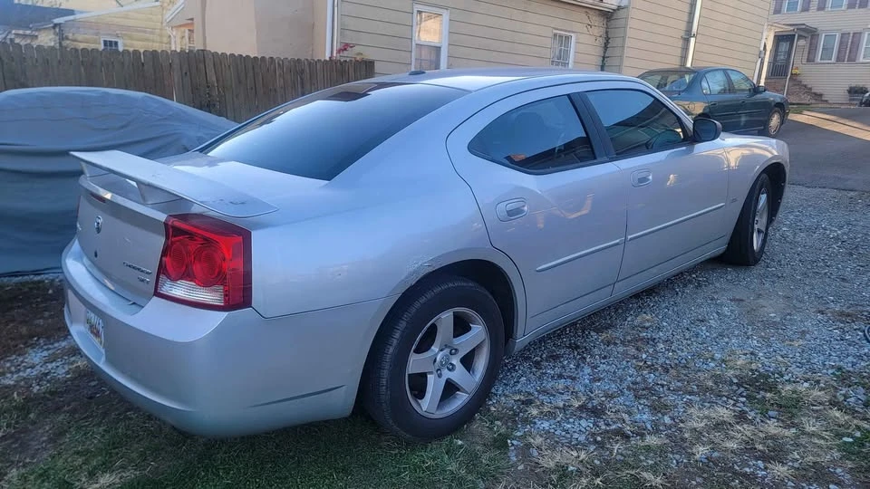 2009 Dodge Charger 6th Gen - Image 3 of 8