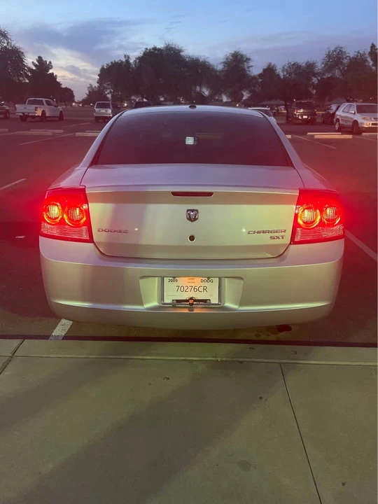 2009 Dodge Charger 6th Gen - Image 5 of 7