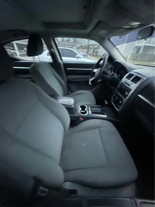 2009 Dodge Charger 6th Gen - Image 8 of 9