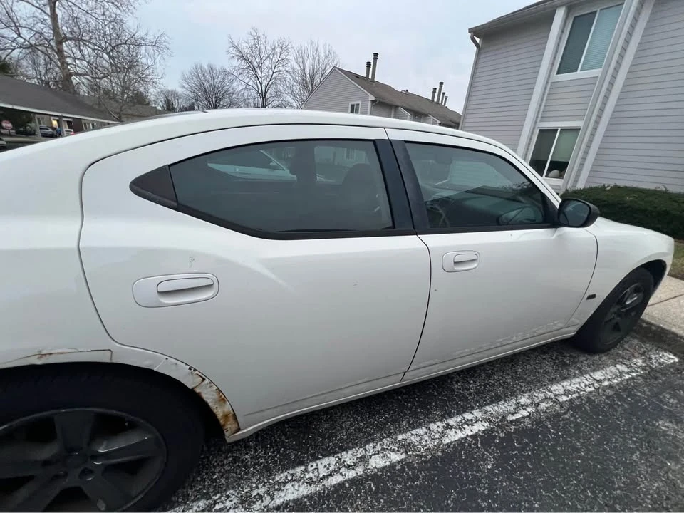 2009 Dodge Charger 6th Gen - Image 7 of 9