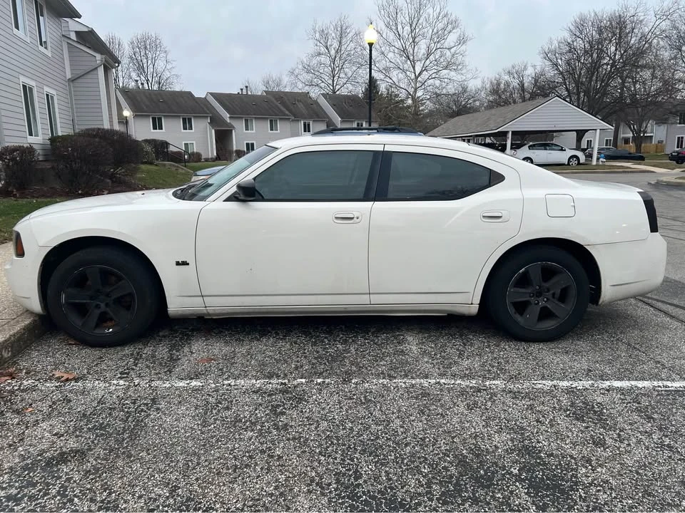 2009 Dodge Charger 6th Gen - Image 4 of 9