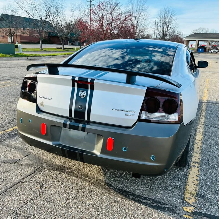 2009 Dodge Charger 6th Gen - Image 6 of 16