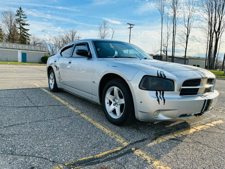 2009 Dodge Charger 6th Gen - Image 3 of 16