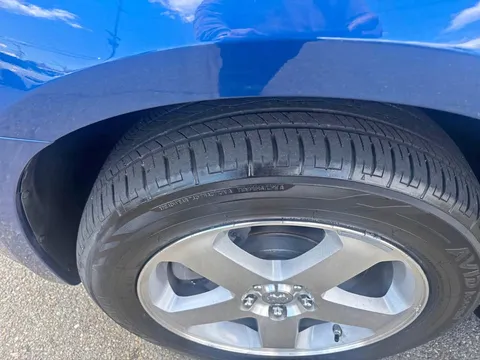 2009 Dodge Charger SXT Sedan