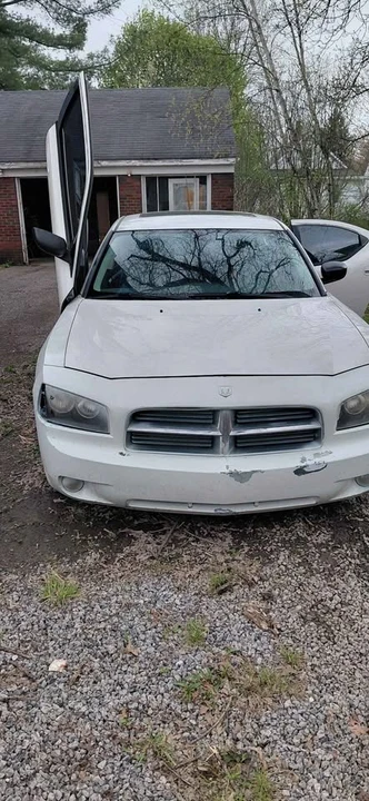 2009 Dodge Charger 6th Gen - Image 4 of 9