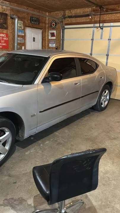 2009 Dodge Charger 6th Gen - Image 3 of 5