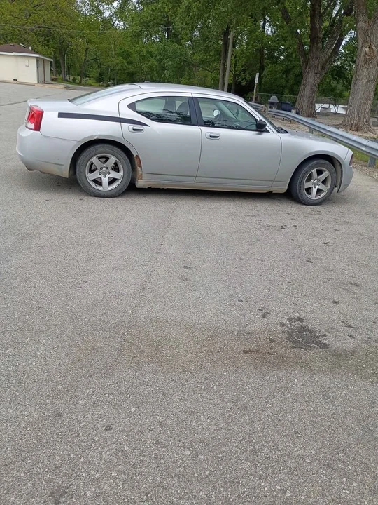 2009 Dodge Charger 6th Gen - Image 2 of 4