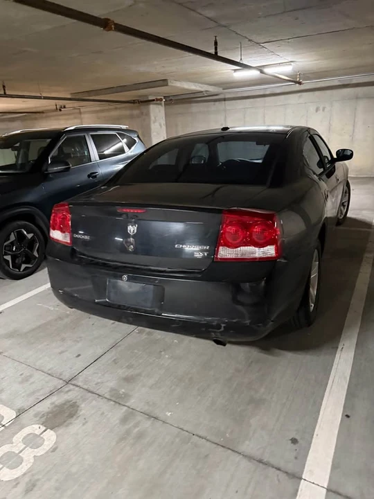 2009 Dodge Charger 6th Gen - Image 7 of 8
