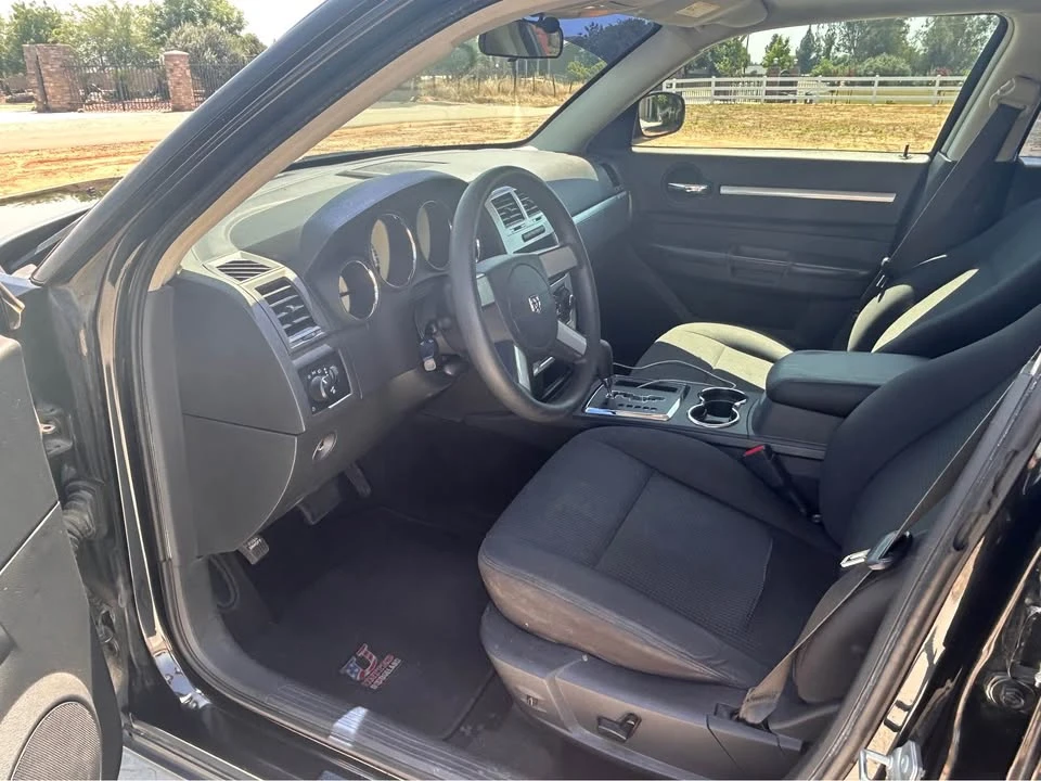 2009 Dodge Charger 6th Gen - Image 6 of 8