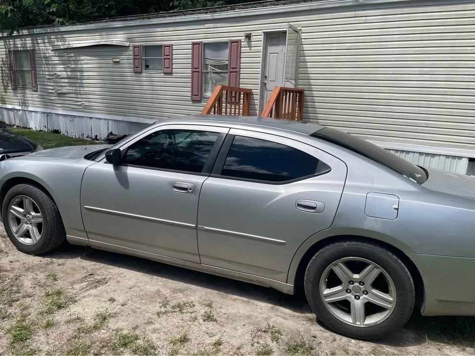 2009 Dodge Charger 6th Gen - Image 3 of 3