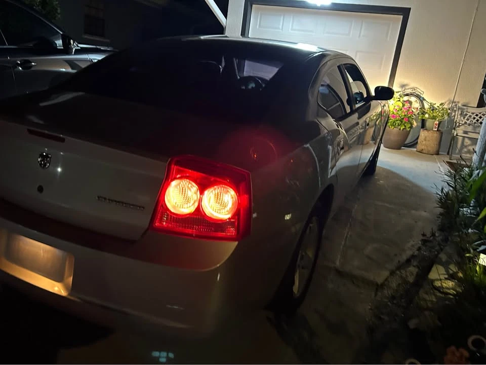 2009 Dodge Charger 6th Gen - Image 9 of 10
