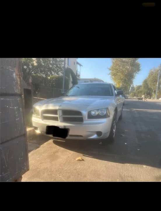 2009 Dodge Charger 6th Gen - Image 4 of 4