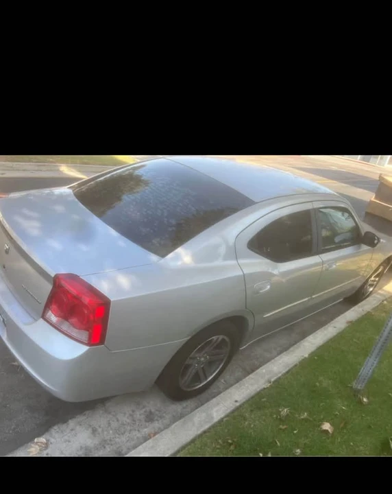 2009 Dodge Charger 6th Gen - Image 2 of 4
