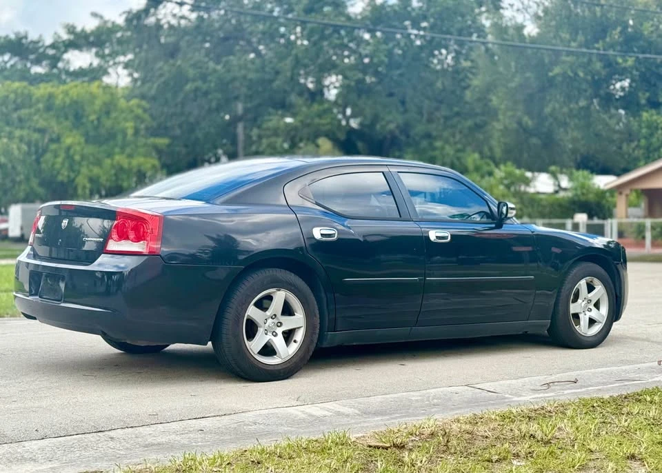 2009 Dodge Charger 6th Gen - Image 5 of 13