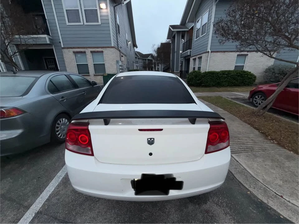 2009 Dodge Charger 6th Gen - Image 7 of 10