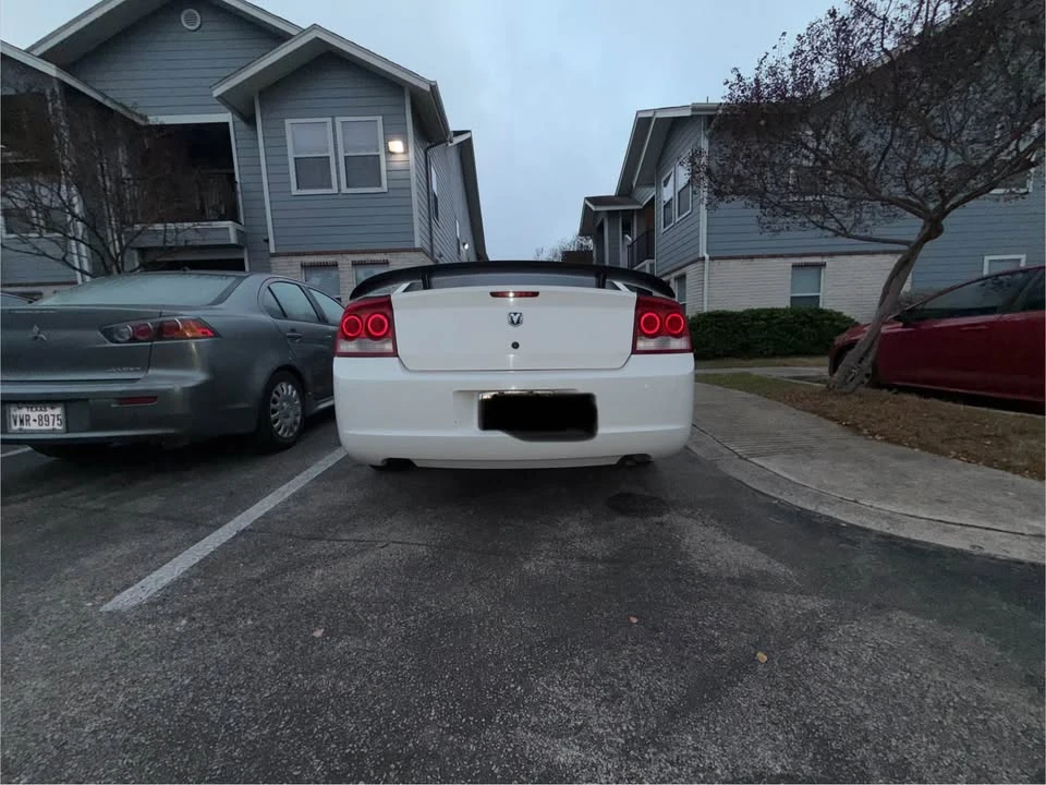 2009 Dodge Charger 6th Gen - Image 6 of 10