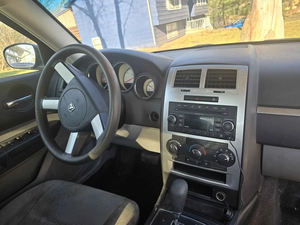 2009 Dodge Charger 6th Gen - Image 7 of 12