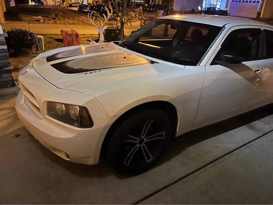2009 Dodge Charger 6th Gen - Image 3 of 7