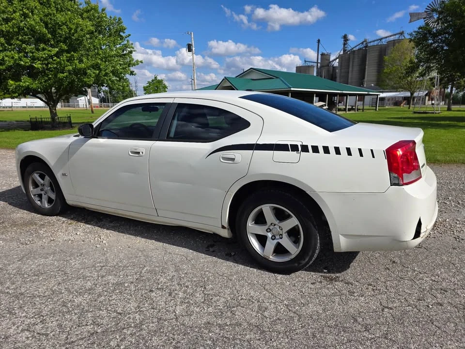 2009 Dodge Charger 6th Gen - Image 5 of 6