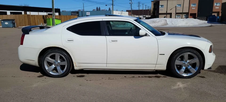 2009 Dodge Charger 6th Gen - Image 5 of 17